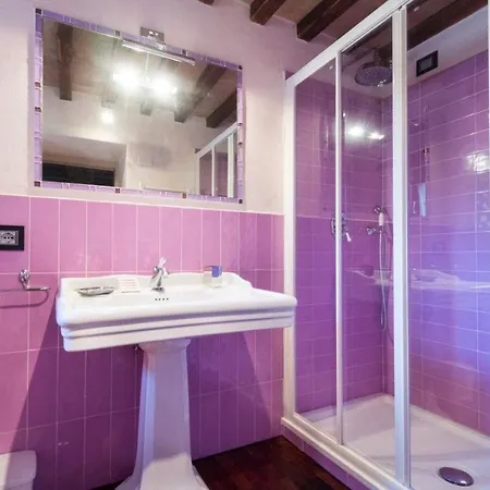 Sleeps 19 Pool Wifi * Morra